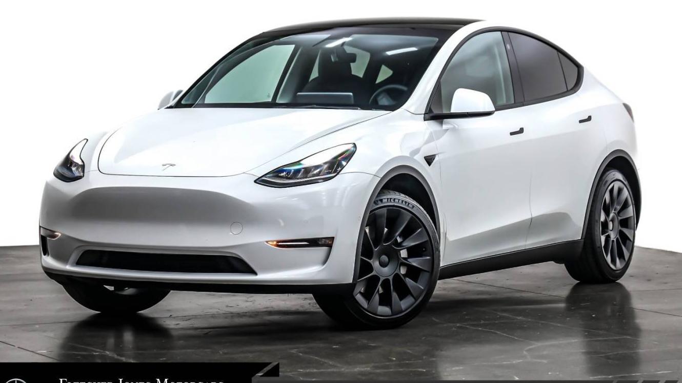 TESLA MODEL Y 2021 5YJYGDED2MF126403 image